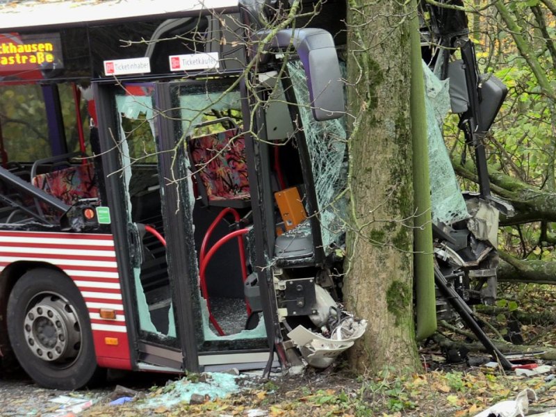 20161102_Busunfall-Duisburg_ANC-NEWS-01.JPG