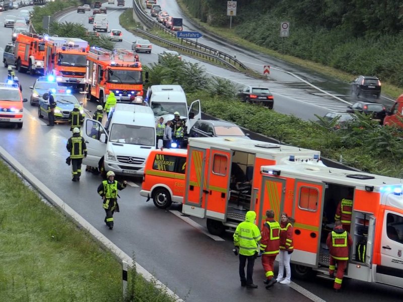 20170908_Schwerer_Transporter_Unfall_A40_Muelheim_ANC-NEWS (3).jpg