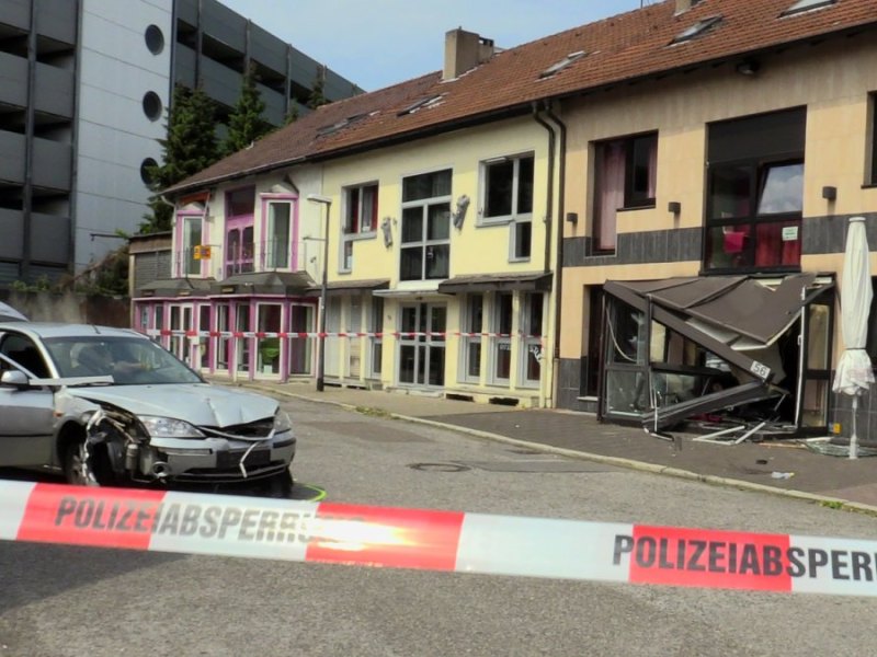 20180522_Bordell_Pkw_in_Schaufenster_Essen_ANC-NEWS (7).jpg