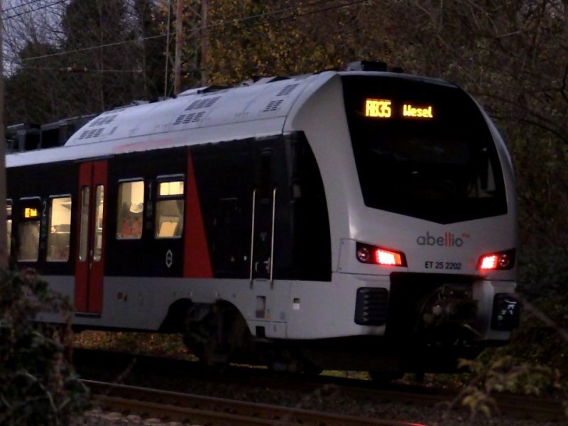 20181130_Kind_mit_Rad_Zug_erfasst_Oberhausen_ANC-NEWS (17).jpg