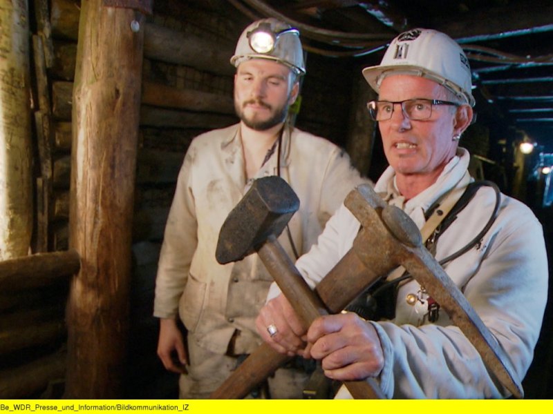 9_Schicht_im_Schacht.jpg