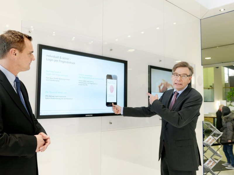 Die Deutsche Bank präsentiert den_3.jpg