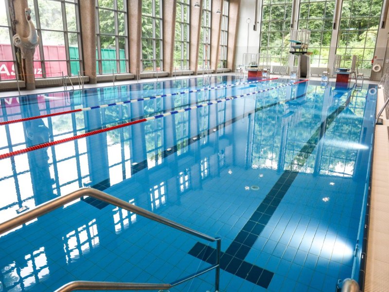 Duisburg: Hallenbad macht dicht! DAS ist der Grund