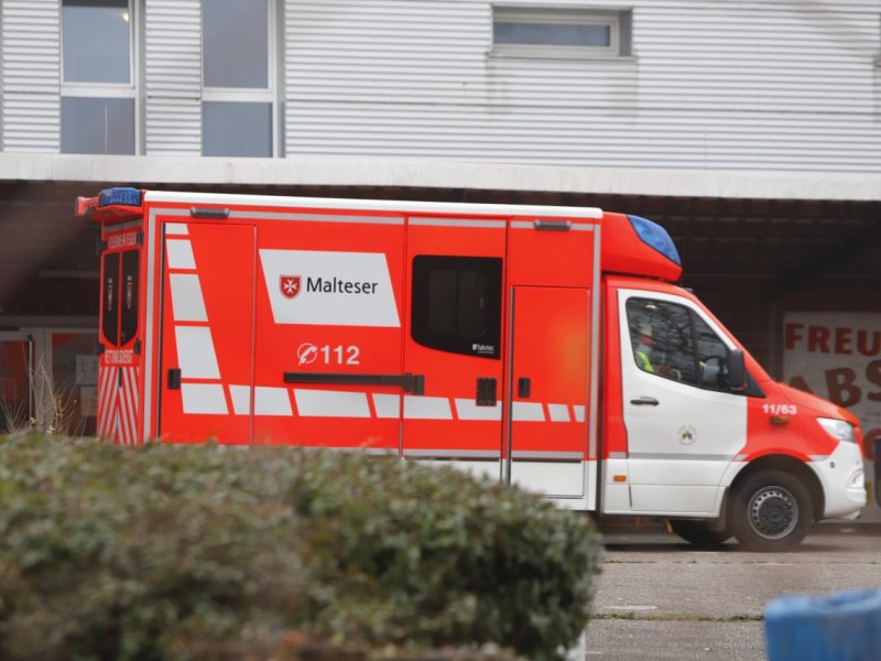 Essen Chemie Stichflamme.JPG