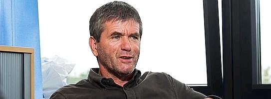 Friedhelm Funkel - Cheftrainer VfL_0--543x199.jpg