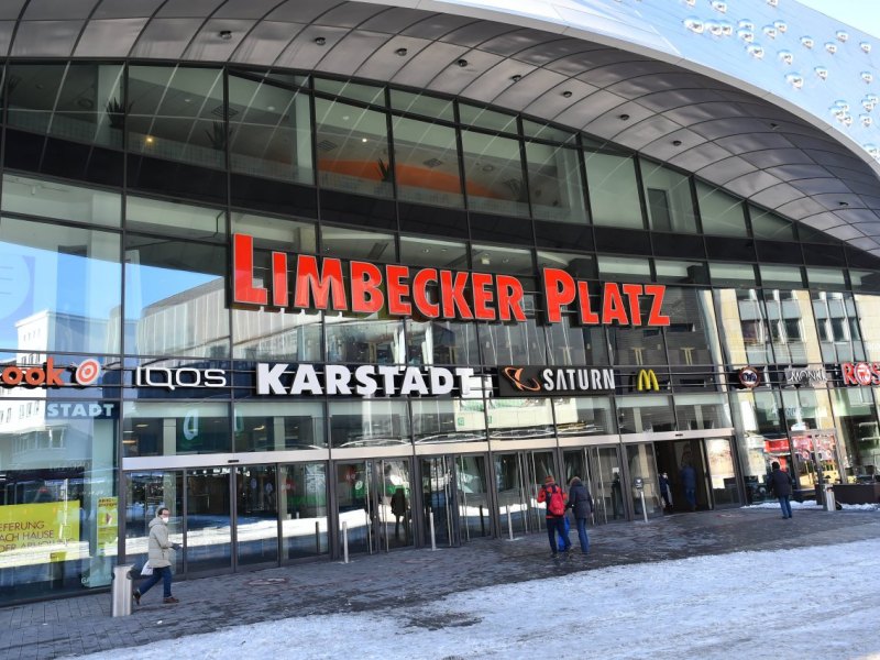 Limbecker Platz in Essen.jpg