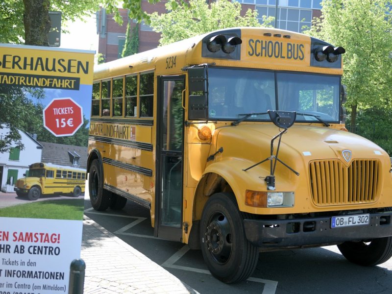 Oberhausen-Schulbus-Stadtrundfahrt-USA.jpg