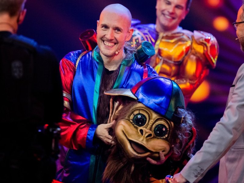 Oli P The Masked Dancer.jpg