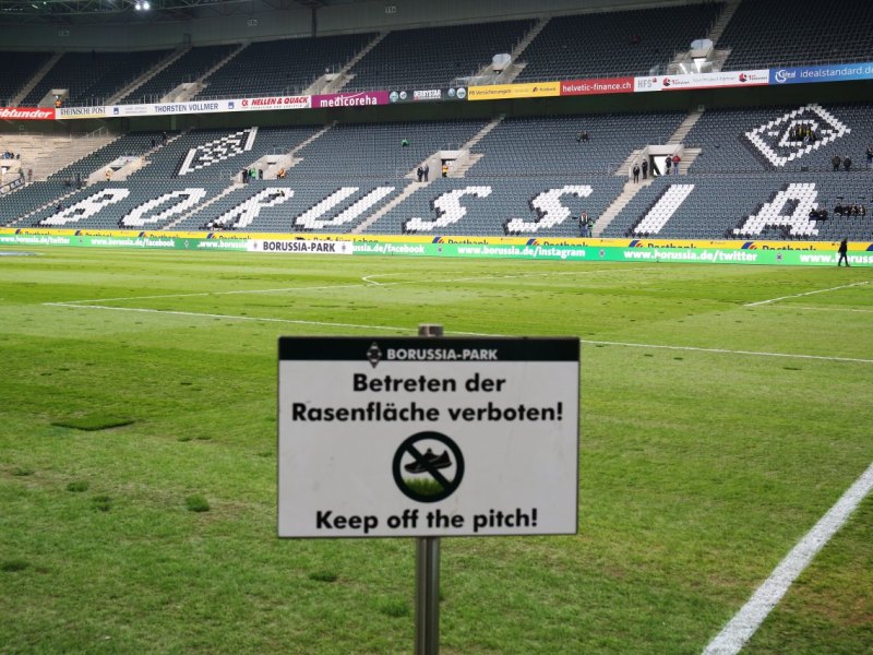 RASEN BVB GLADBACH.jpg