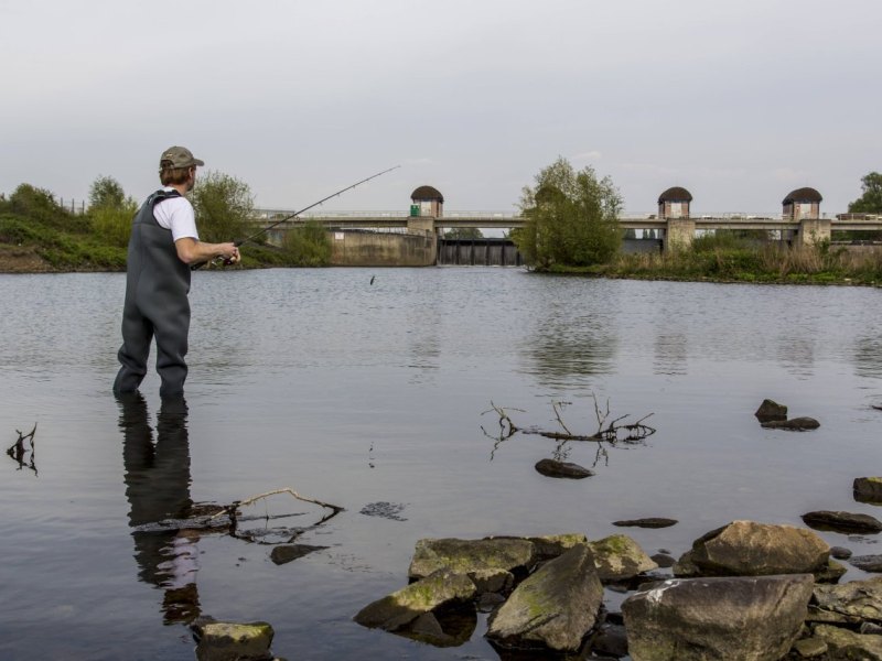 angeln-angler-fischer-muelheim-ruhr.jpg
