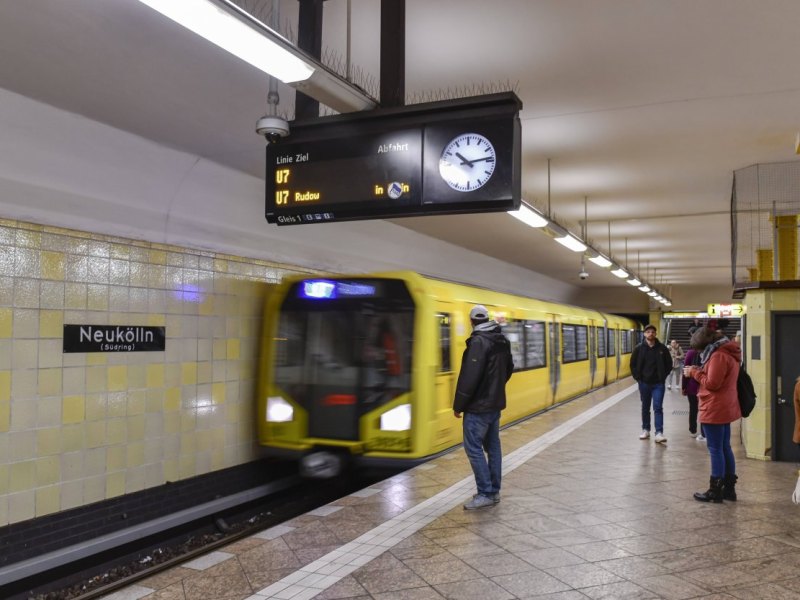 berlin ubahn.jpg
