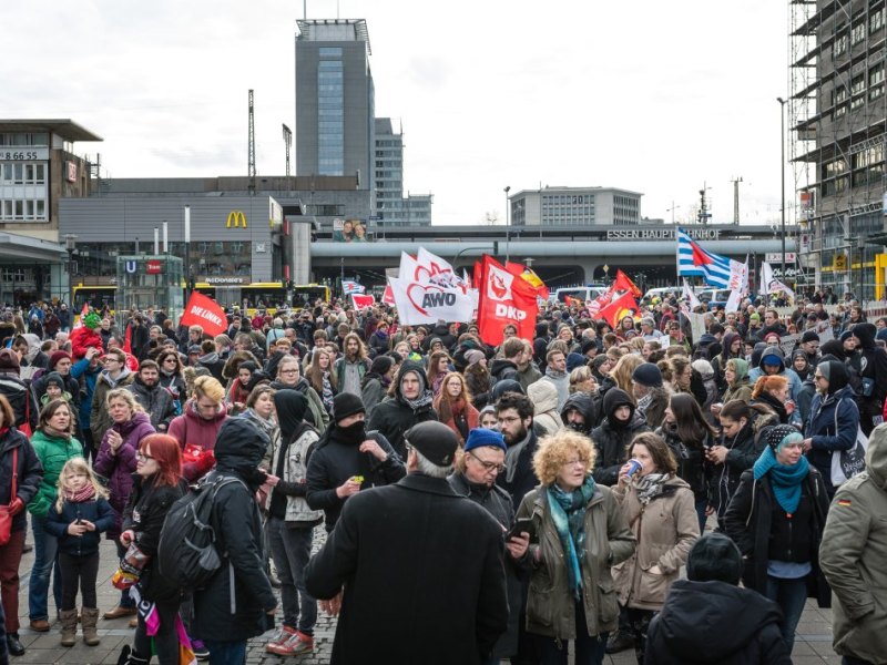 demo-essen-hauptbahnhof.JPG