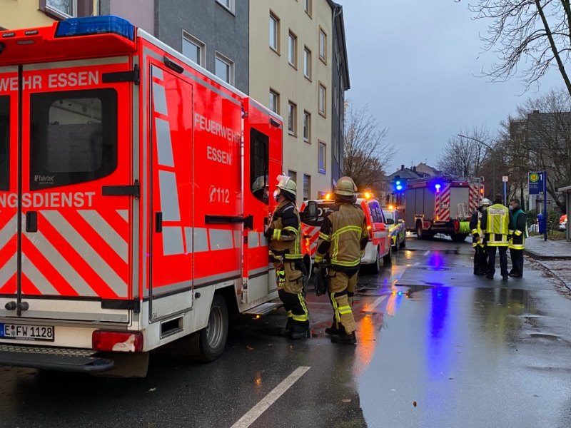 feuerwehreinsatz essen-bochold evakuierung.jpg