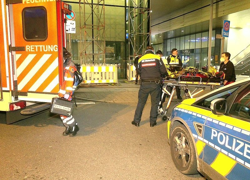 k-WTVnews_Essen_Stecherei HBF (20).jpg