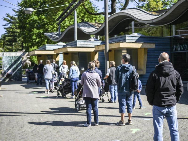 zoo duisburg eingang.jpg