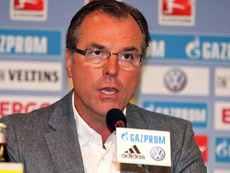 Schalke-Boss Clemens Tönnies droht den.jpg