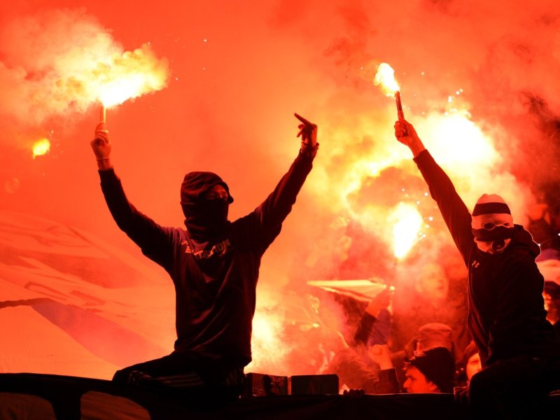 Schalke-Pyro.jpg