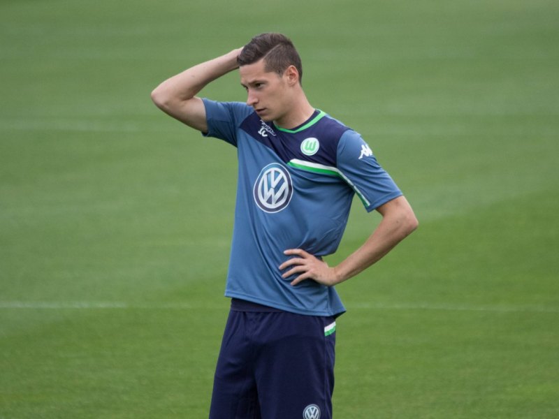 Schalke-Wolfsburg-Julian-Draxler.jpg