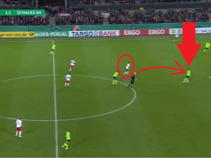 fc-schalke-04-mark-uth-1-fc-köln-dfb-pokal.JPG