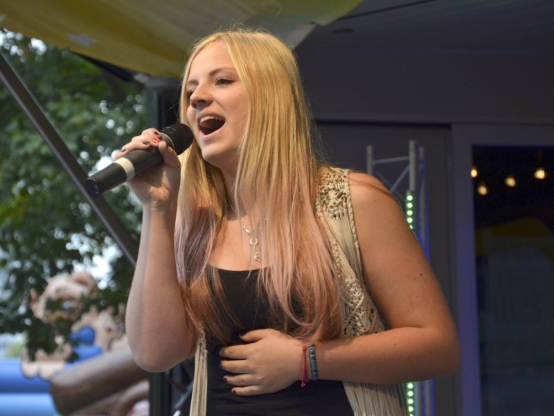 jo-marie-dominiak-bvb-imagoFuture Image.jpg