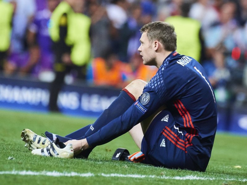 manuel-neuer-bayern-fuss.jpg