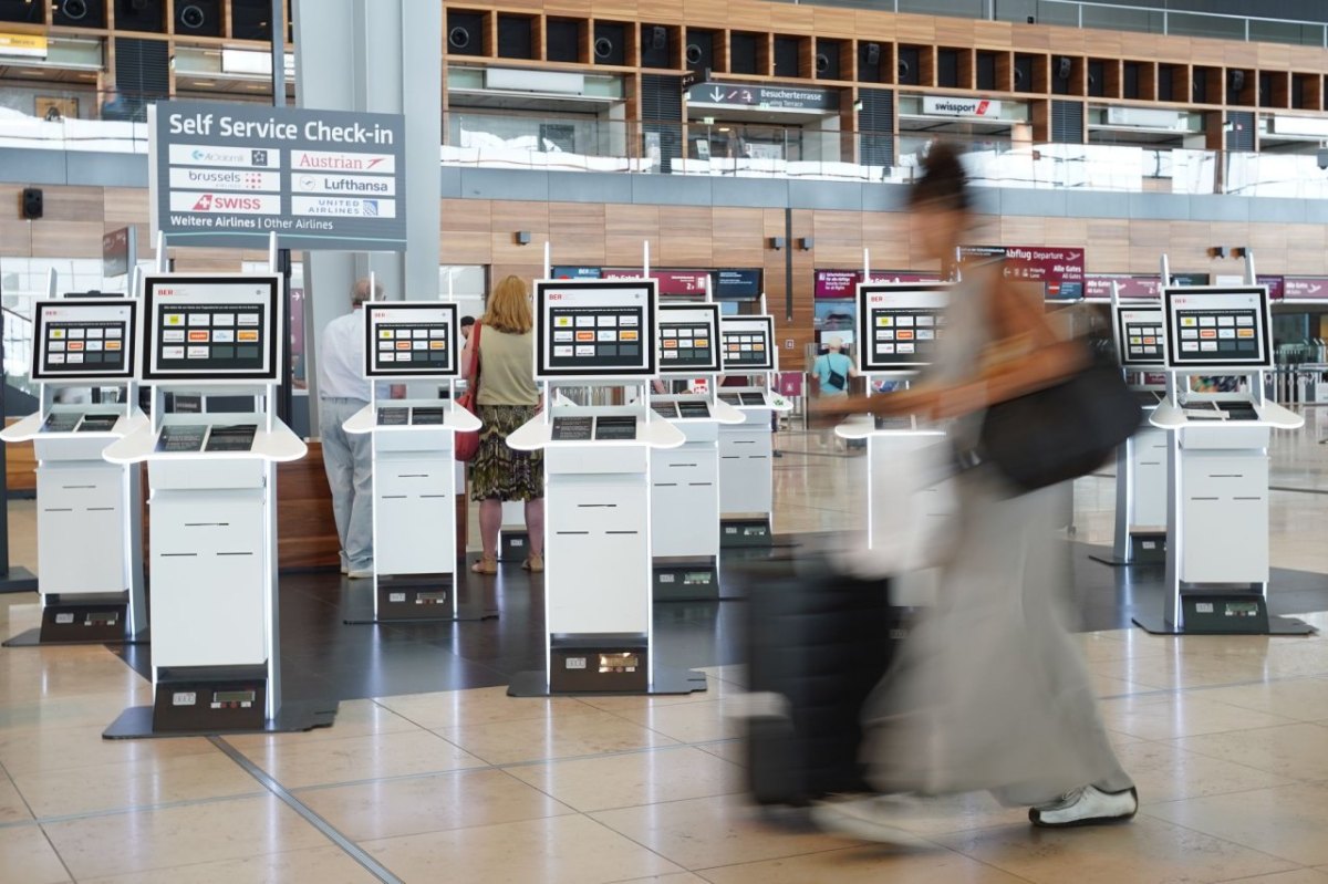 Check-in-Automaten am BER