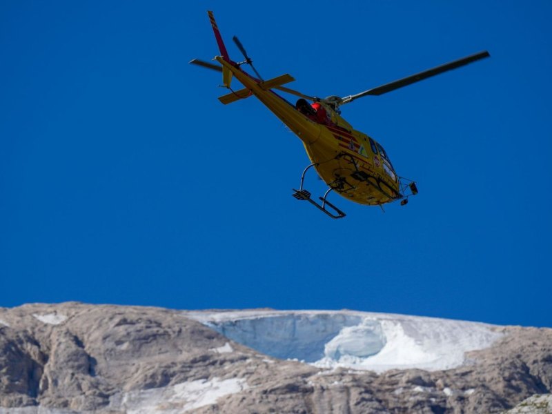 Nach Gletschersturz in Dolomiten