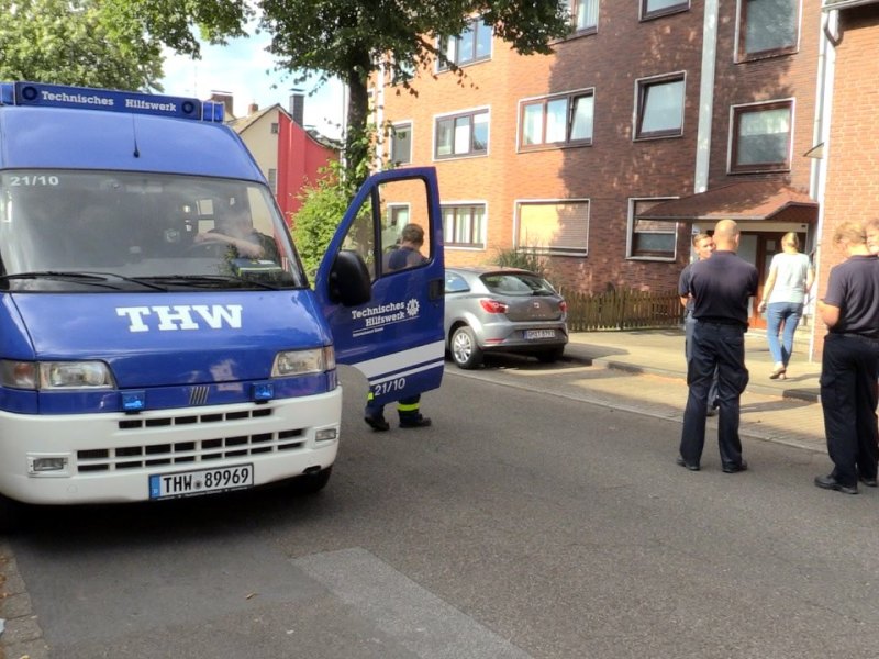 20180810_Risse_Haeuser_THW_Feuerwehr_Essen-Frintrop_ANC-NEWS (13).jpg