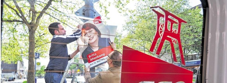 Abhängen von Wahlplakaten--656x240.jpg