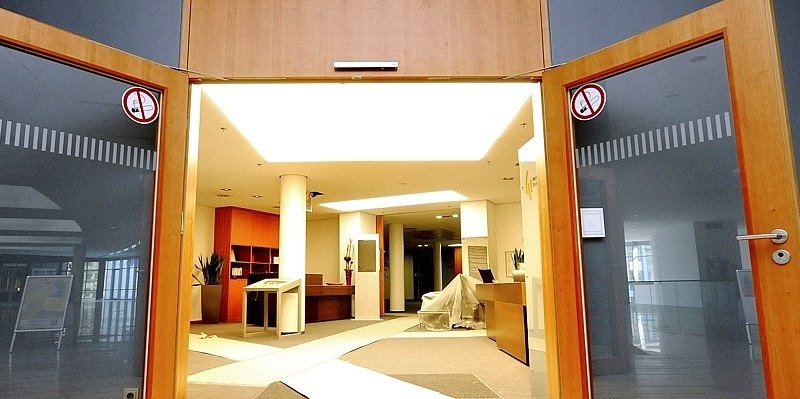 DMG Mercatorhalle Schließung.jpg