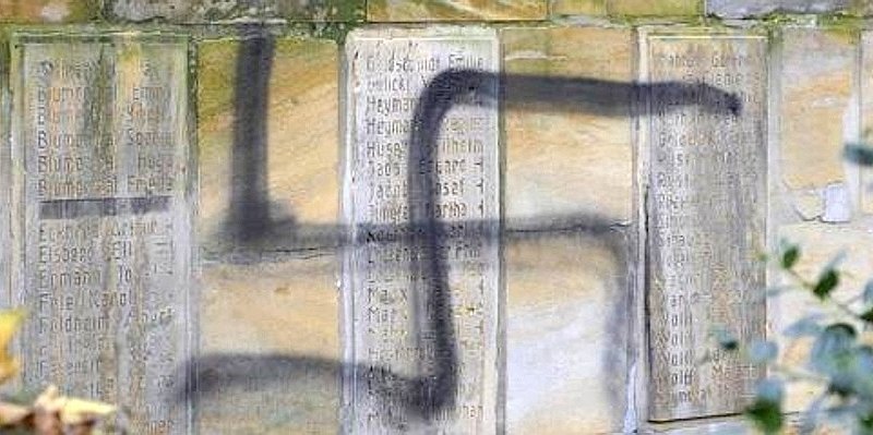 Das Mahnmal für die Opfer--656x240.jpg