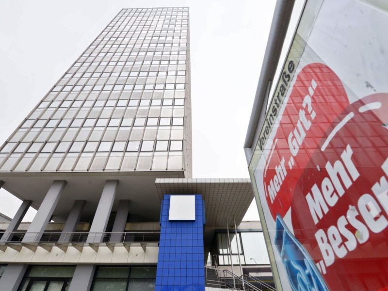 Das ehemalige Iduna-Hochhaus.jpg