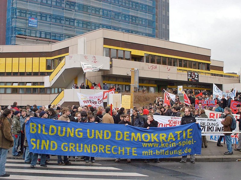 Demo gegen Studiengebühren.jpg