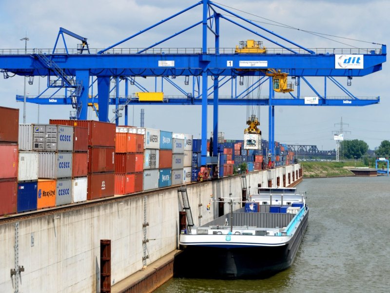 Duisburg Container-Terminal Logport.jpg