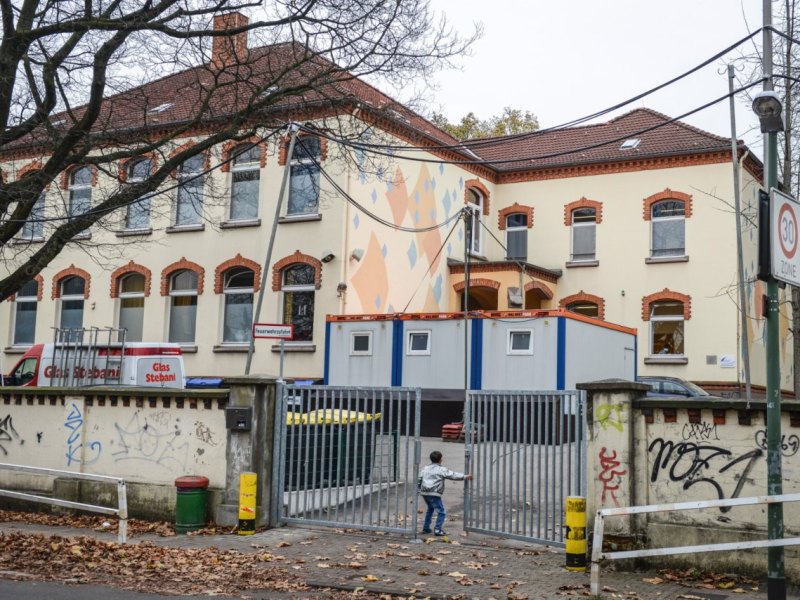 Flüchtlingsheim Frintrop.jpg