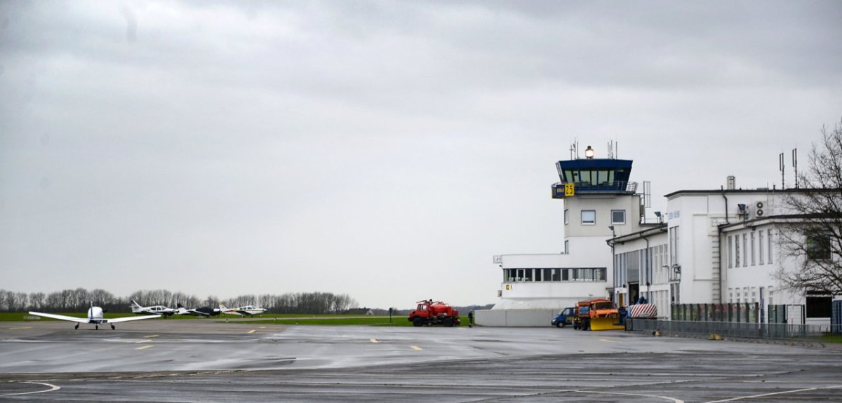 Flughafen Essen Mülheim.jpg