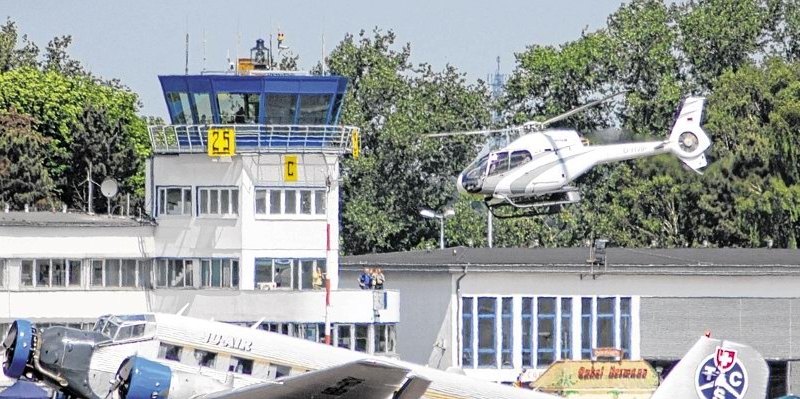Flugschau Flughafen essen Mülheim.jpg