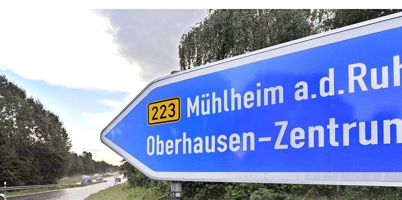 Hinweisschild zur A516 Richtung Mühlheim--656x240.jpg