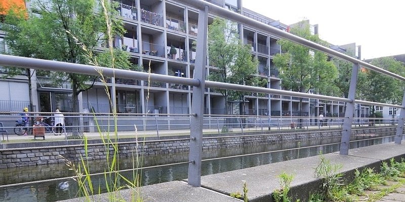 Innenhafen Duisburg.jpg