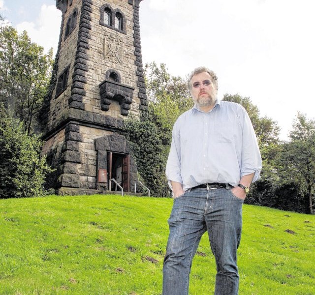 Jochen Leyendecker am Bismarckturm_ Freitag.jpg