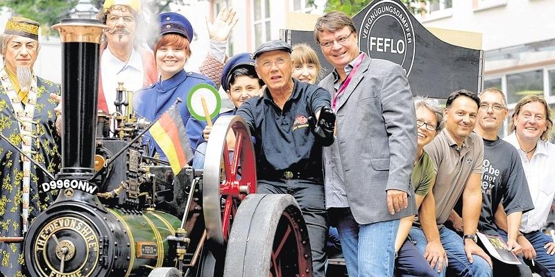 Lummerland-Express und Grillo-Team.jpg