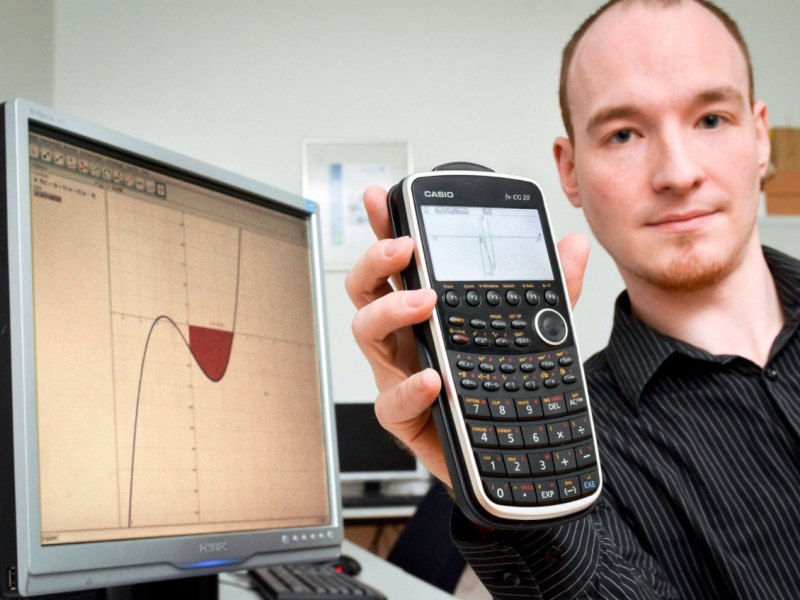 Michael Saul Alfred Krupp Gymnasium.jpg