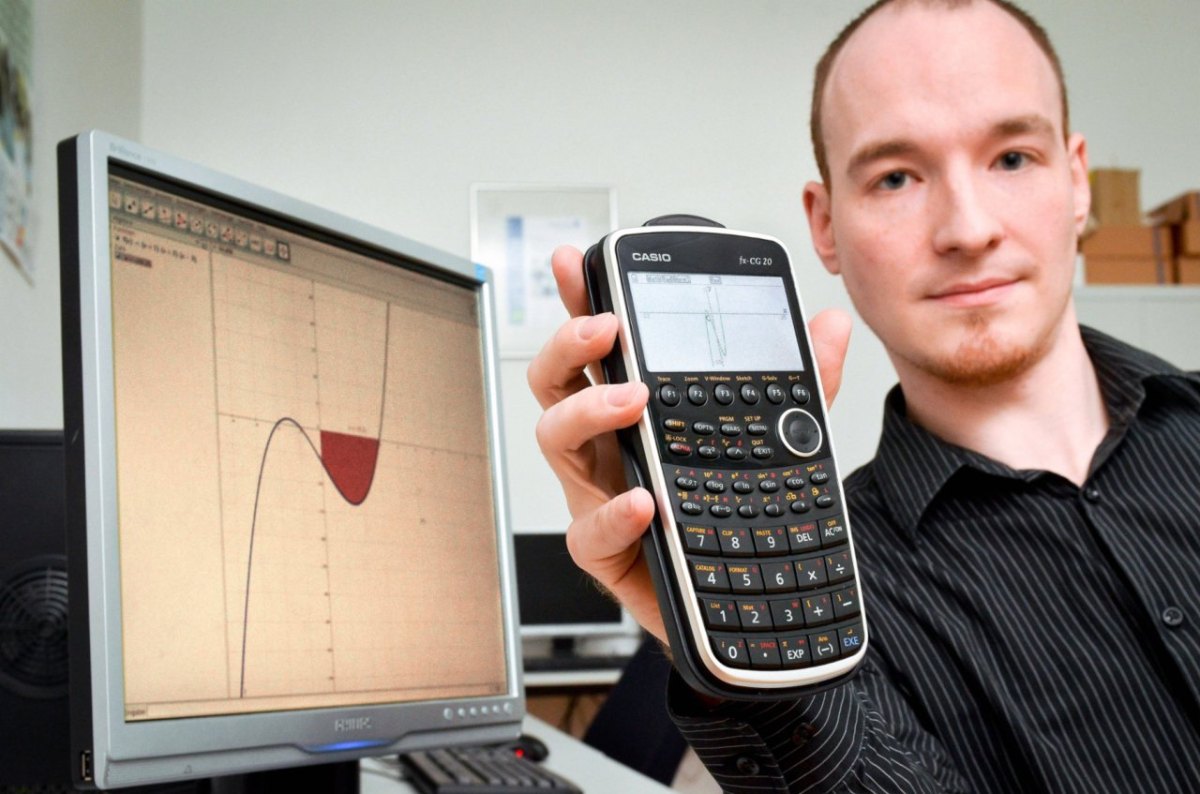 Michael Saul Alfred Krupp Gymnasium.jpg