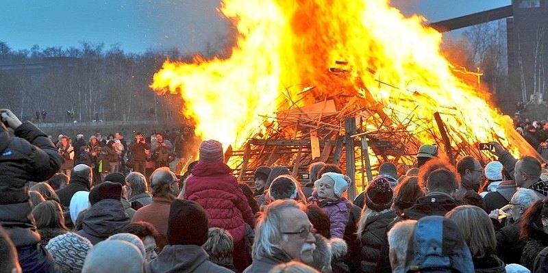 Osterfeuer.jpg