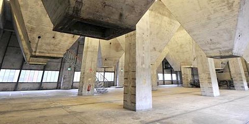 Sanierte Mischanlage Zollverein.jpg