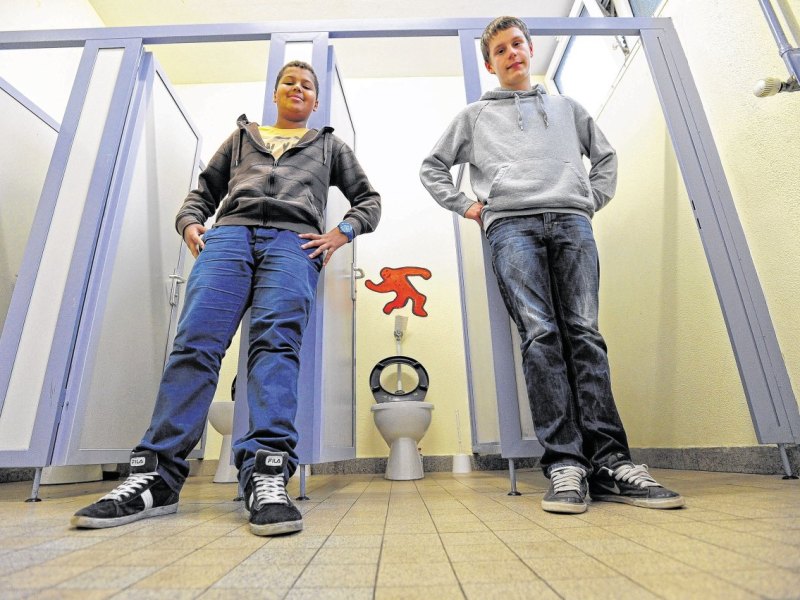 Schulklos werden an der Gesamtschule.jpg