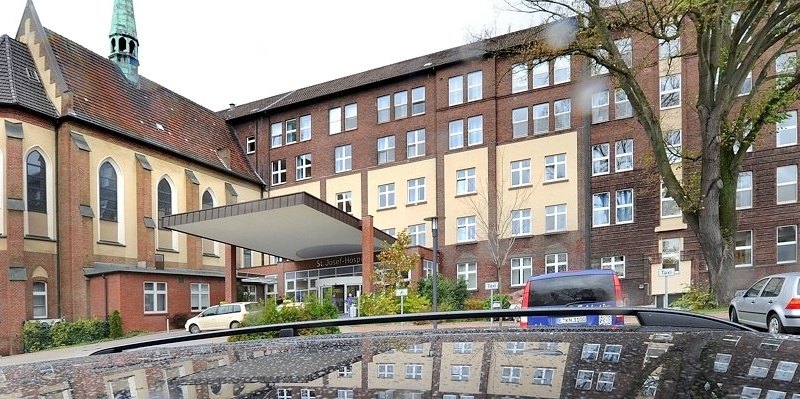 St. Josef-Hospital.jpg