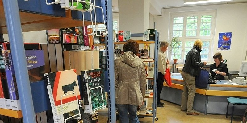 Stadtteilbibliothek Essen Stoppenberg.jpg