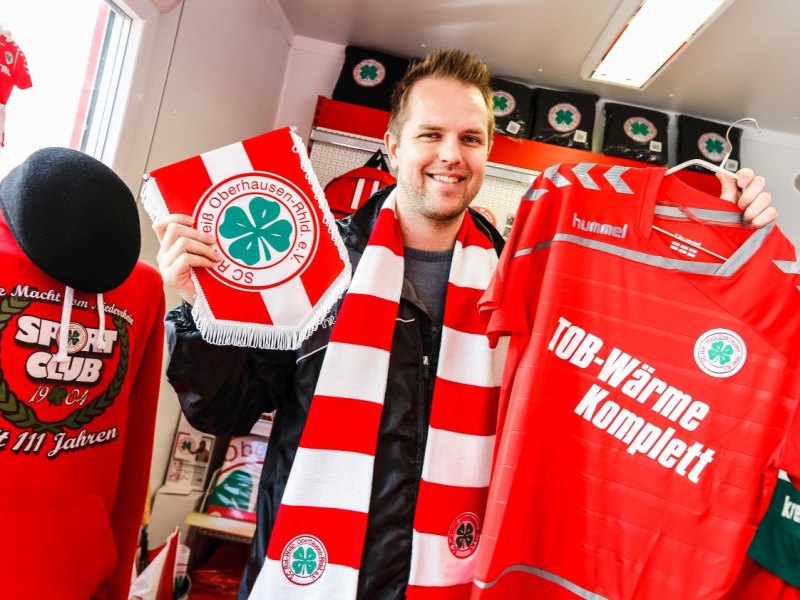 Vorstellung der neuen Fanartikel RWO.jpg