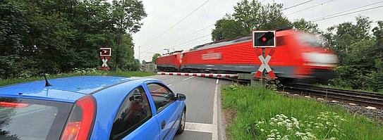 Zugverkehr in Ememrich--543x199.jpg